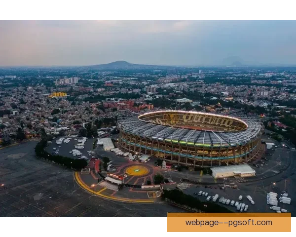 柯蒂斯琼斯脚后跟精妙破门完成梦幻首秀震撼球迷