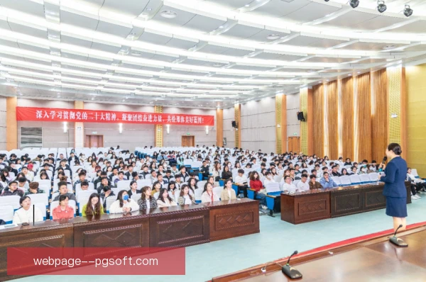 中国大奖赛志愿者轮班安排，保障赛事顺畅运行
